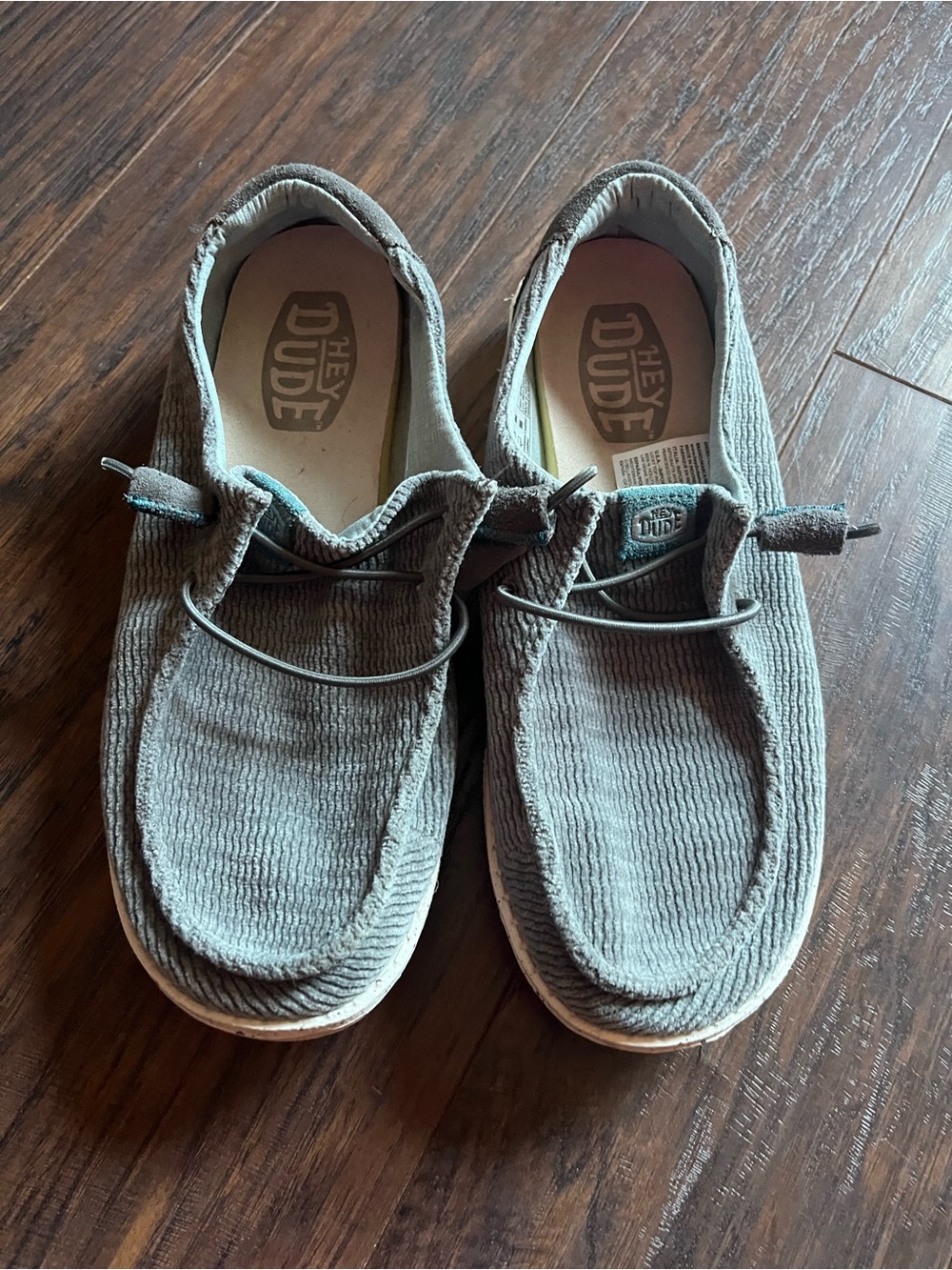 Hey Dude Corduroy Slip-On Loafers in Light Gray size 7